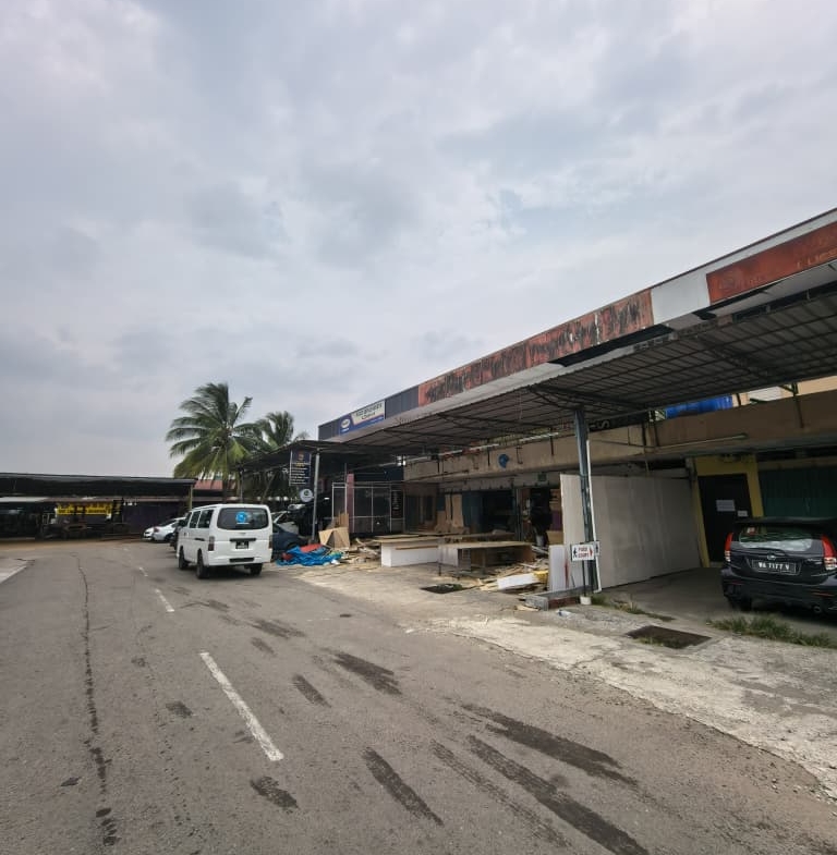 Inanam Jaya Usaha Light Industrial Double storey Shop lot Lorong Layang-layang