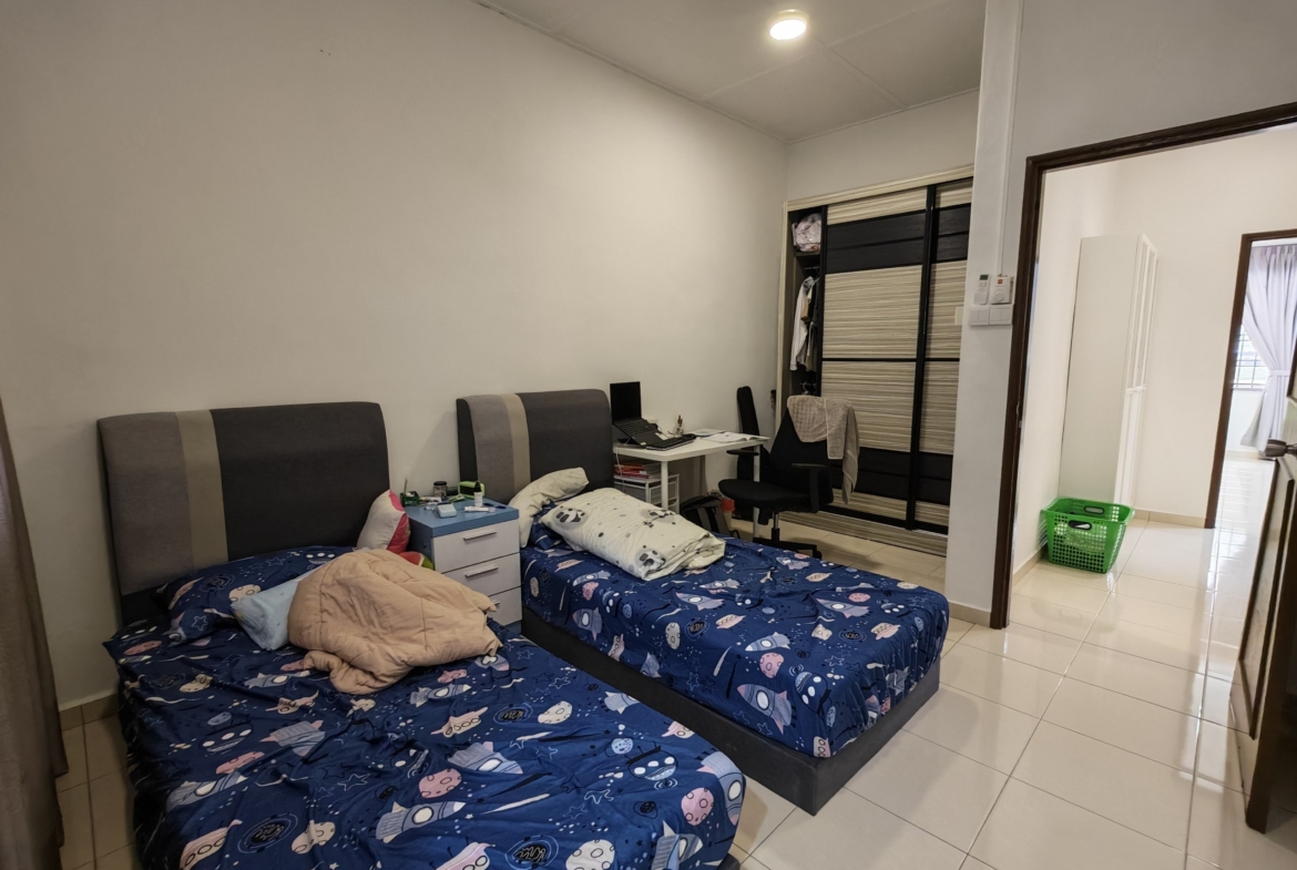 Taman Indahpura Kulai / Jalan Kemboja / Unblock View / 2 Storey Terrace