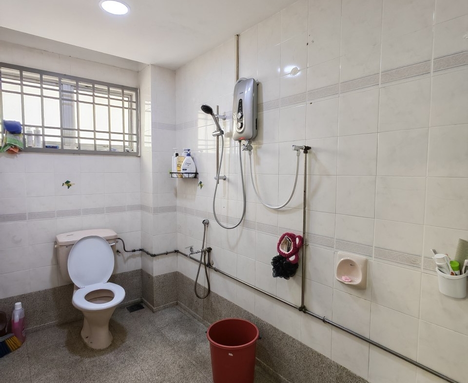 Taman Indahpura Kulai / Jalan Kemboja / Unblock View / 2 Storey Terrace