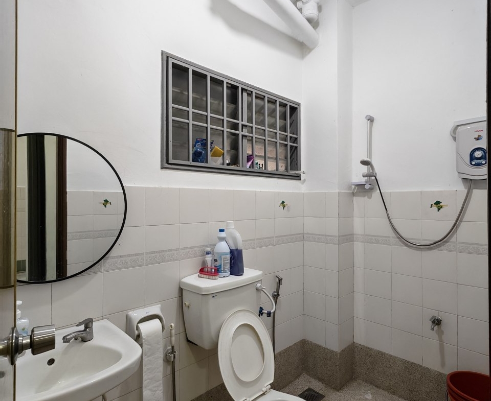 Taman Indahpura Kulai / Jalan Kemboja / Unblock View / 2 Storey Terrace