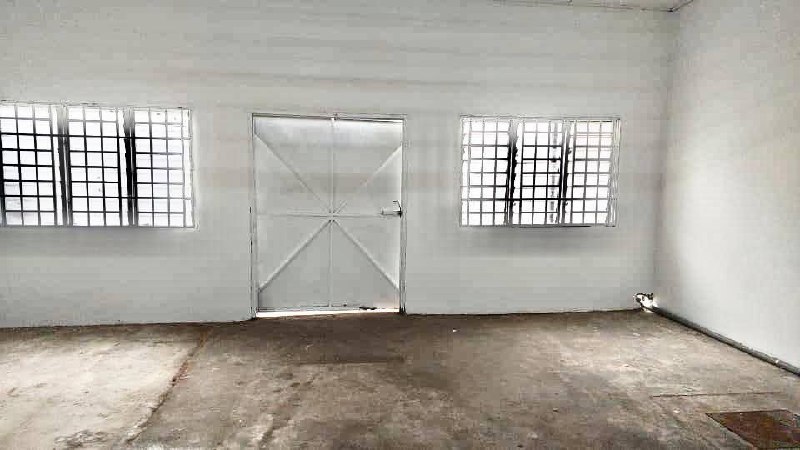 Taman Perindustrian Tampoi Jaya / 2 Storey Terrace Factory / Ground Floor For Rent