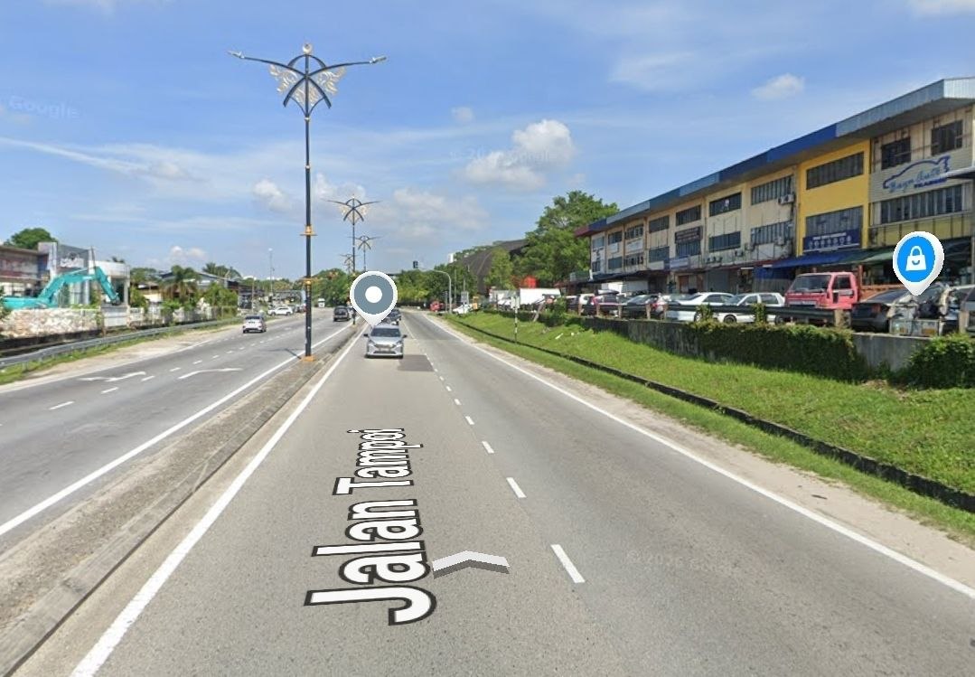 Taman Perindustrian Tampoi Jaya / 2 Storey Terrace Factory / Ground Floor For Rent