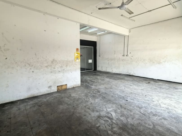 Likas Taman Moonee Ground floor Shop Lot For rent