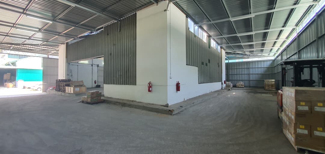 Taman Seri Warisan Industry Inanam Jalan Tuaran Warehouse With Small Office For Rent