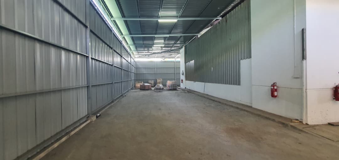 Taman Seri Warisan Industry Inanam Jalan Tuaran Warehouse With Small Office For Rent