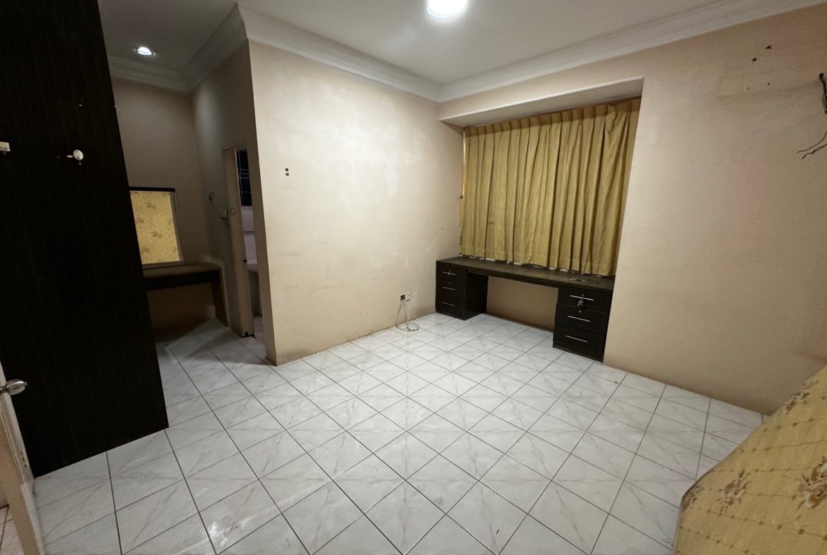 Taman Bukit Sepanggar, 2-Storey House, Unfurnished, KKIP, Sulaman, UMS