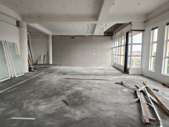 Hilltop Luyang Jalan Kolam Renovated Shop Office Lot For Rent
