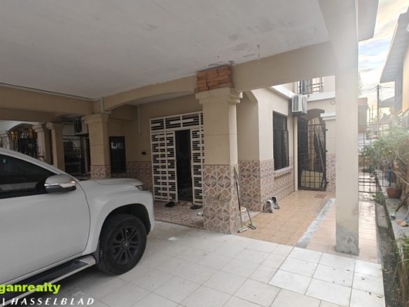 KK Kingfisher Ujana. Terrace Double storey House (5B+3B) intermediate corner. CL2,718sf((( FOR SALE )))